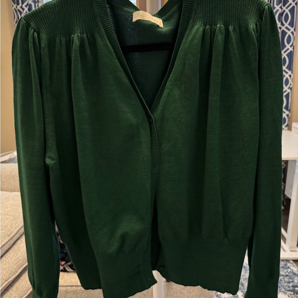 Chic Green Women's Cardigan